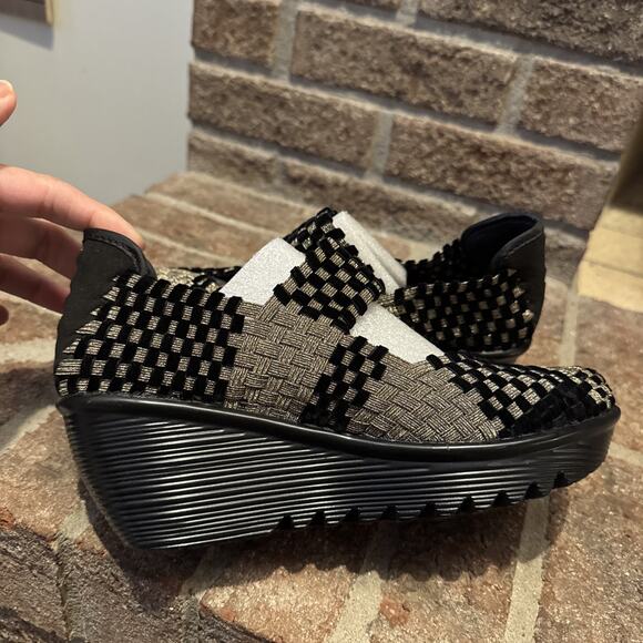 New Bernie Mev Lulia Wedge Mary Jane Shoes Size 39 EU US8 Bronze/Black Velvet - Picture 6 of 12